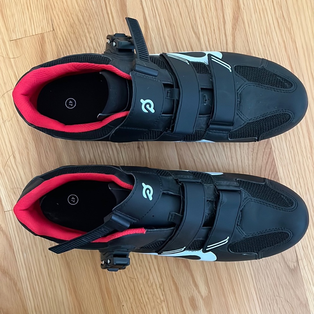 Peloton snap bike shoes